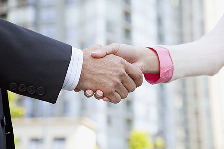 handshake-sifr-image-1-626511638