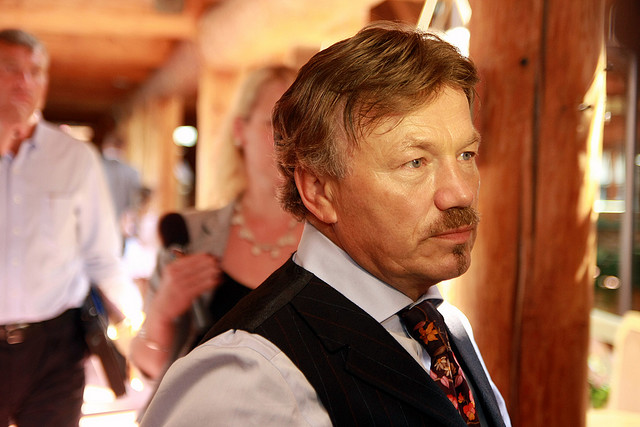 3830230928_56faa93ae6_z