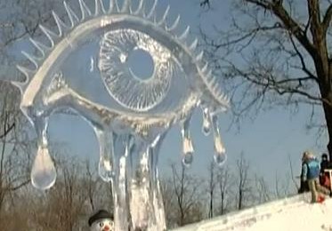 Jelgava notiek ikgadējais ledus skulptūru festivāls Jelgava notiek ikgadējais ledus skulptūru festivāls