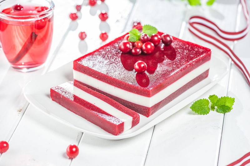 Dzervenu-jogurta-zeleja