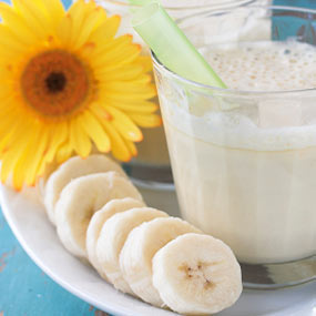 slide02-peanut-butter-banana-smoothie