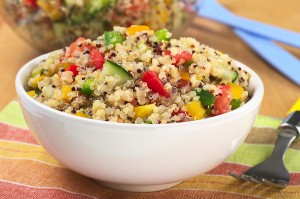 12-03-201218-01bigstock_Vegetarian_Quinoa_Salad_21257408-300x199