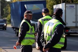policisti-300x200