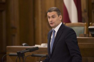 15717929782_19274a6757_z-300x200