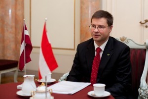 dombrovskis-300x200