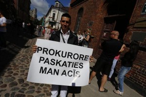 CKGmkwEUkAAvZkP