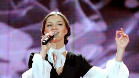 Marija Naumova atgriežas ar jaunu singlu ‘Vasaras nakts’ Marija Naumova atgriežas ar jaunu singlu ‘Vasaras nakts’